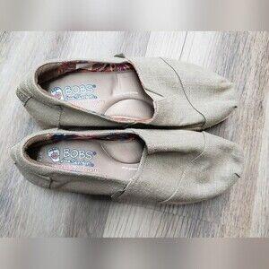 BOBS from Skechers memory foam khaki espadrille slip on platform shoes size 7.5